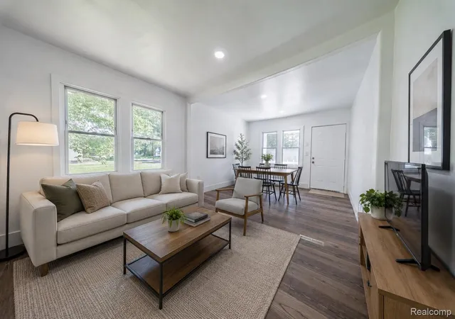 Photo 2 of Single family home for sale at 18486 Trinity St, Detroit, MI 48219 | MLS# 20261047950 | Listing updated on 2026-07-27