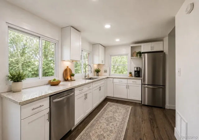 Photo 3 of Single family home for sale at 18486 Trinity St, Detroit, MI 48219 | MLS# 20261047950 | Listing updated on 2026-07-27