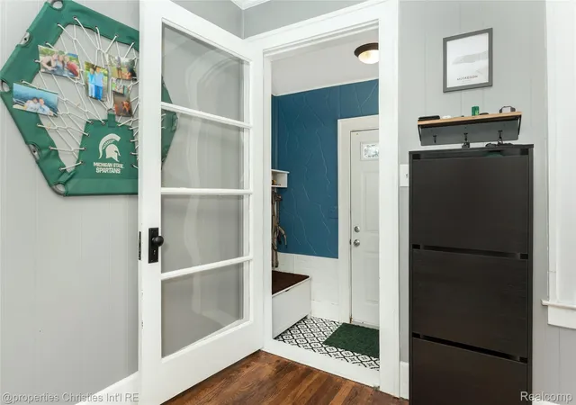Photo 3 of Single family home for sale at 221 College St, Ferndale, MI 48220 | MLS# 20261047988 | Listing updated on 2026-07-11