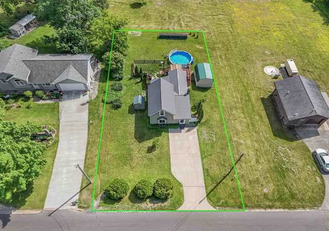 Photo 2 of Single family home for sale at 446 Whaley St, Cadillac, MI 49601 | MLS# 78080070162 | Listing updated on 2026-07-05