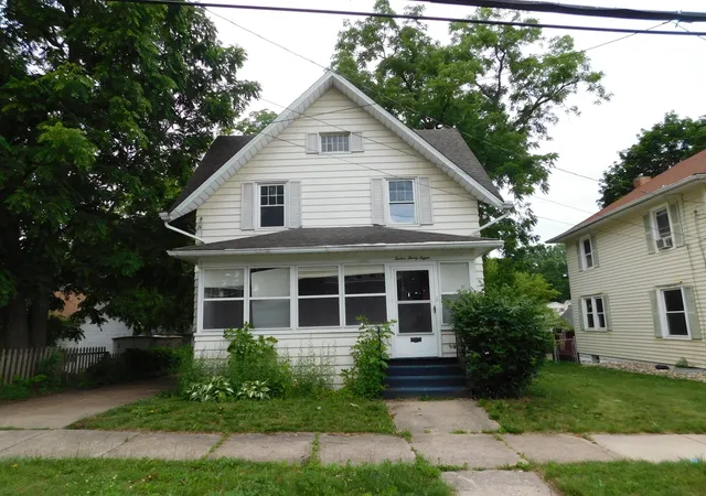 Photo 1 of Single family home for sale at 1238 3rd Street, Jackson, MI 49203 | MLS# 64026031560 | Listing updated on 2026-09-15