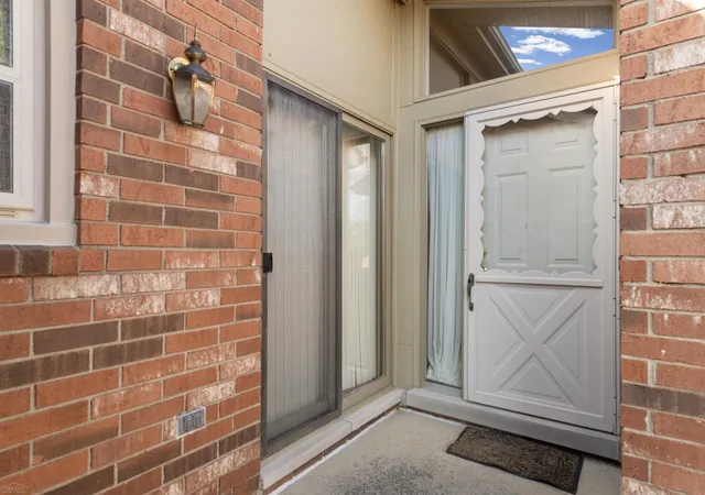 Listing Photo 4 - Condo for sale in building located at 49431 Ferrisburg Ct, Shelby Township, MI 48315
