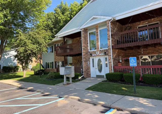 Photo 3 of Condo for sale at 1454 Shoemaker Dr, Westland, MI 48185 | MLS# 20261048053 | Listing updated on 2026-09-13
