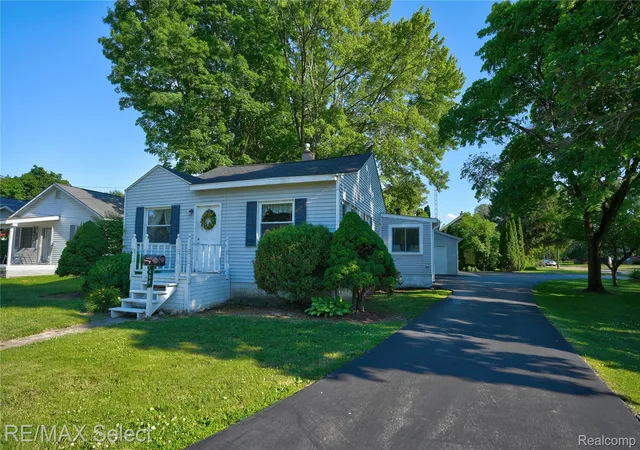 Photo 1 of Sale Pending at 406 E Vienna St, Clio, MI 48420 | MLS# 20261048055 | Listing updated on 2026-07-29