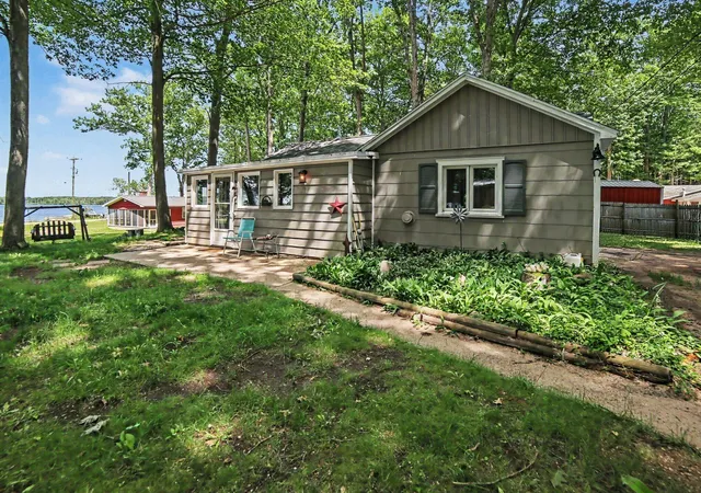 Photo 1 of Single family home for sale at 2518 N 18th Street, Fountain, MI 49410 | MLS# 67026031592 | Listing updated on 2026-06-25