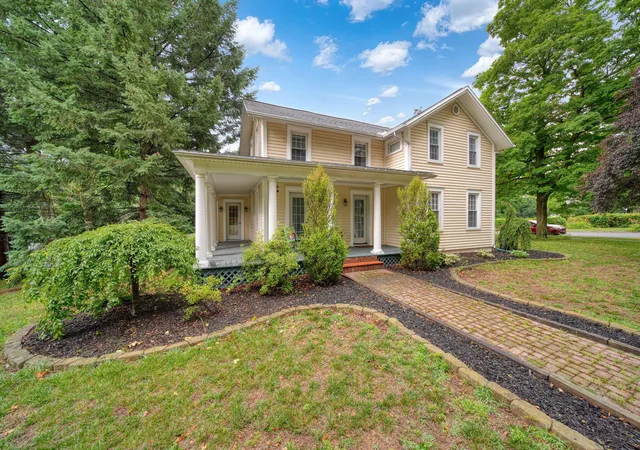 2nd image of 1101 Williams St, Adrian, MI 49221 | MLS# 81026031615