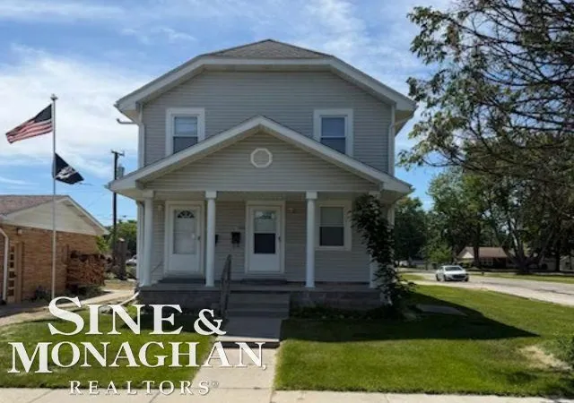Listing Photo 1 - Condo for sale in building located at 1502-1504 Connecticut Ave, Marysville, MI 48040