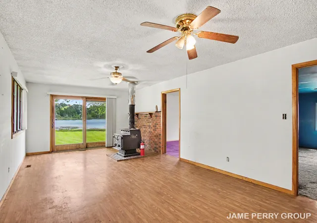 4th image of 3357 Flint Dr, Sheridan, MI 48884 | MLS# 65026031635