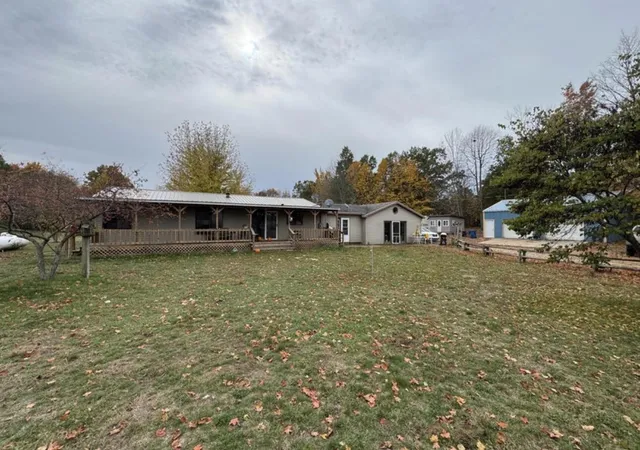 1st image of 6846 104th Ave, South Haven, MI 49090 | MLS# 69026031634