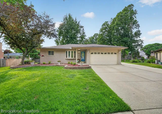Photo 3 of Single family home for sale at 720 Comet Ct, Canton, MI 48188 | MLS# 20261048093 | Listing updated on 2026-08-01