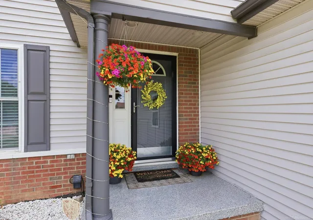 Photo 3 of Single family home for sale at 45622 Lone Pine Ln, Macomb, MI 48044 | MLS# 58050212660 | Listing updated on 2026-08-28