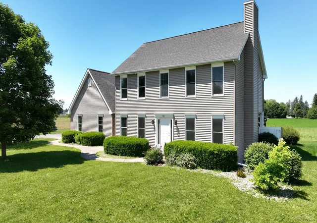 2nd image of 9451 W Tuscola Rd, Frankenmuth, MI 48734 | MLS# 61050212662