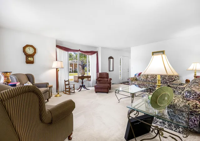 4th image of 408 S Moorland Dr, Battle Creek, MI 49015 | MLS# 64026031644
