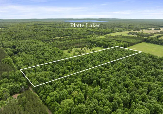 13th image of 7532 Way Rd, Platte Township Benzie, MI 49640 | MLS# 78080070188