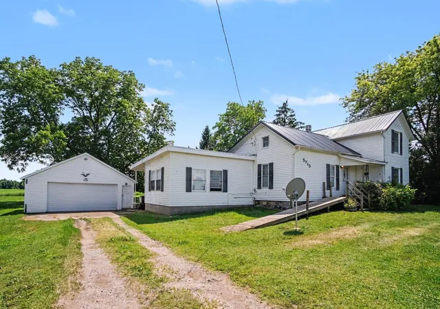 Photo 1 of Sale Pending at 5715 Potters Rd, Saranac, MI 48881 | MLS# 65026031664 | Listing updated on 2026-09-10