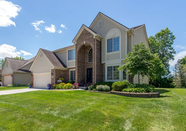 2nd image of 5994 Cedar Ridge Dr, Ann Arbor, MI 48103 | MLS# 81026031680