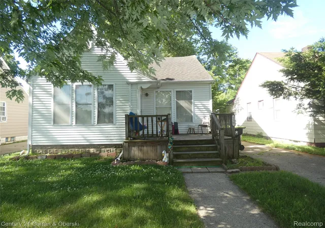 Photo 1 of Sale Pending at 136 E Rundell St, Pontiac, MI 48342 | MLS# 20261048144 | Listing updated on 2026-07-07