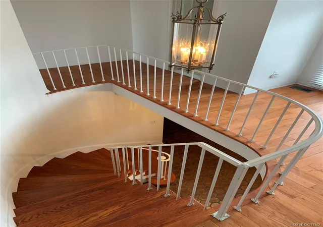 Photo 3 of Condo for sale at 1867 Chipping Way Ct, Bloomfield Hills, MI 48302 | MLS# 20261048149 | Listing updated on 2026-09-04
