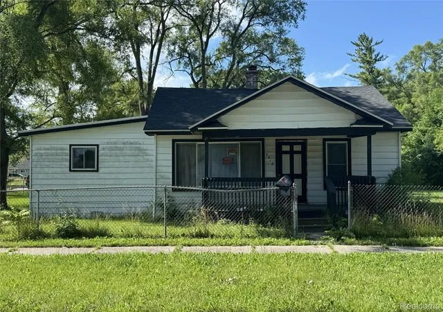 Photo 1 of Single family home for sale at 2418 Morris St, Saginaw, MI 48601 | MLS# 20261048158 | Listing updated on 2026-09-09