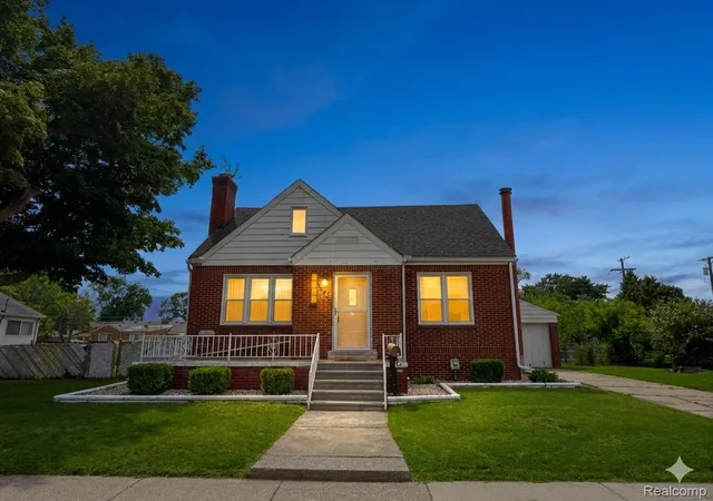 Photo 1 of Single family home for sale at 22815 Le Fever Ave, Warren, MI 48091 | MLS# 20261048160 | Listing updated on 2026-07-15