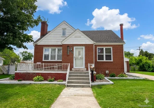 Photo 2 of Single family home for sale at 22815 Le Fever Ave, Warren, MI 48091 | MLS# 20261048160 | Listing updated on 2026-07-15