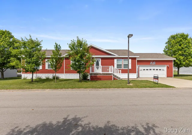 Photo 1 of Single family home for sale at 13611 Snapdragon Ln, Cedar Springs, MI 49319 | MLS# 65026031711 | Listing updated on 2026-07-13