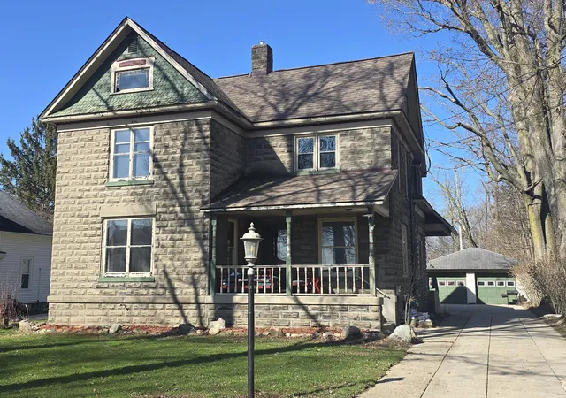 Photo 1 of Sale Pending at 622 Maple St, Colon, MI 49040 | MLS# 68026031731 | Listing updated on 2026-08-12