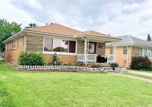 Photo 2 of Single family home for sale at 8152 Potomac, Center Line, MI 48015 | MLS# 20261048190 | Listing updated on 2026-07-12