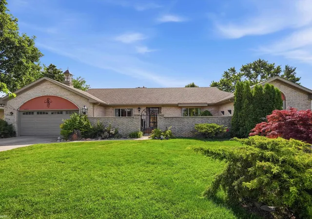 Photo 1 of Single family home for sale at 42424 Tessmer Dr, Sterling Heights, MI 48314 | MLS# 58050212712 | Listing updated on 2026-08-04