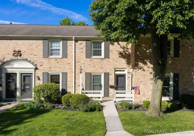 Photo 2 of Condo for sale at 2429 Cranden Dr Se, Grand Rapids, MI 49506 | MLS# 65026031777 | Listing updated on 2026-08-21