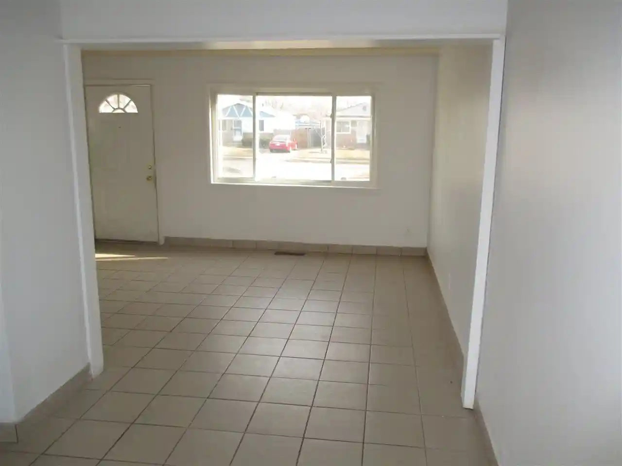 Listing Photo 2 - Condo for sale in 19777 Abrahm St located at 19777 Abrahm St, Clinton Township, MI 48035 - Unit 19777 Abrahm St