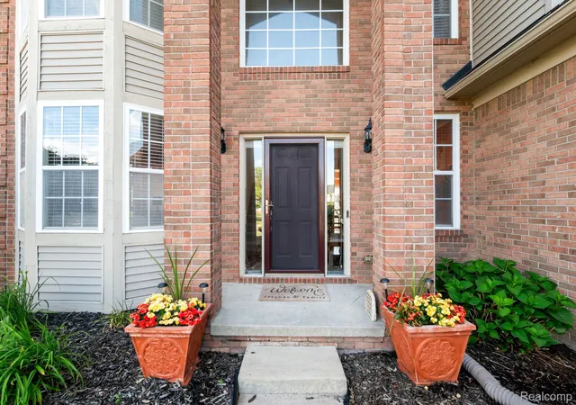 Photo 3 of Single family home for sale at 6552 Florence Ln, Van Buren Township, MI 48111 | MLS# 20261048258 | Listing updated on 2026-08-27