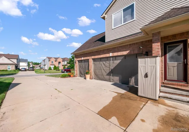 Photo 3 of Single family home for sale at 6552 Florence Ln, Van Buren Township, MI 48111 | MLS# 20261048258 | Listing updated on 2026-08-27