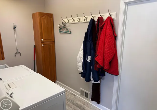 Photo 14 of Single family home for sale at 34639 Jerome St, Chesterfield, MI 48047 | MLS# 58050212742 | Listing updated on 2026-09-01