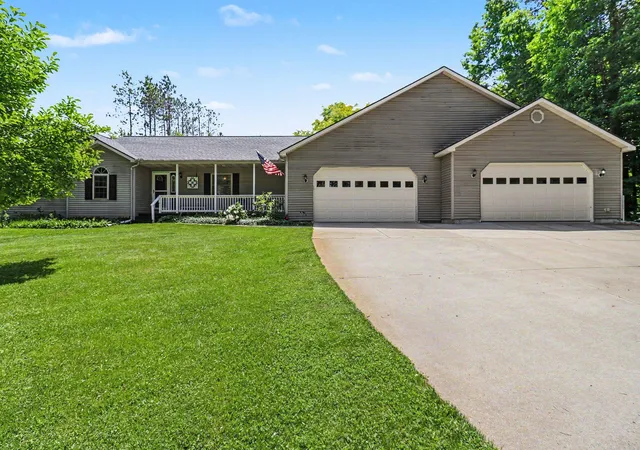 1st image of 7245 River Rd, Evart, MI 49631 | MLS# 72026031801