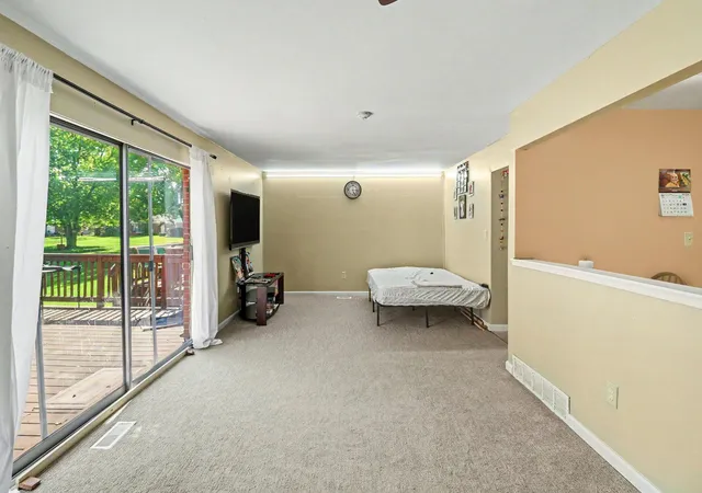 Photo 2 of Condo for sale at 2041 W Franklin Dr, Canton, MI 48187 | MLS# 81026031798 | Listing updated on 2026-09-13
