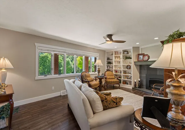 Photo 3 of Single family home for sale at 3255 Yankee St, Niles, MI 49120 | MLS# 69026031828 | Listing updated on 2026-07-29