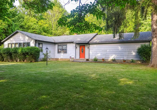 Photo 1 of Sale Pending at 12422 Lubke Rd, New Buffalo, MI 49117 | MLS# 69026031832 | Listing updated on 2026-08-15