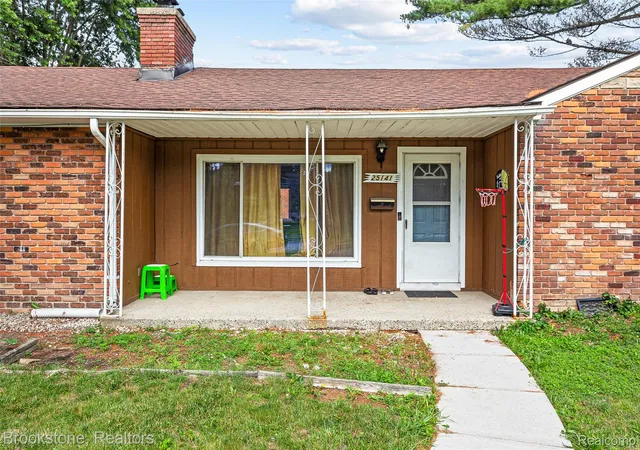 Photo 2 of Single family home for sale at 25141 Burt, Center Line, MI 48015 | MLS# 20261048301 | Listing updated on 2026-07-06