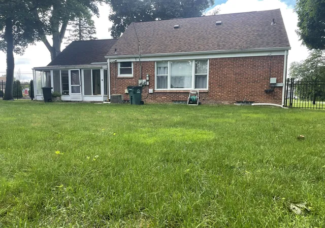 Photo 2 of Single family home for sale at 27551 Goldengate Dr W, Lathrup Village, MI 48076 | MLS# 81026031834 | Listing updated on 2026-07-29