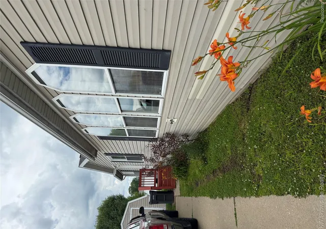Photo 3 of Single family home for sale at 1978 Santa Fe Trl Dr, Hartland, MI 48353 | MLS# 20261048307 | Listing updated on 2026-07-11