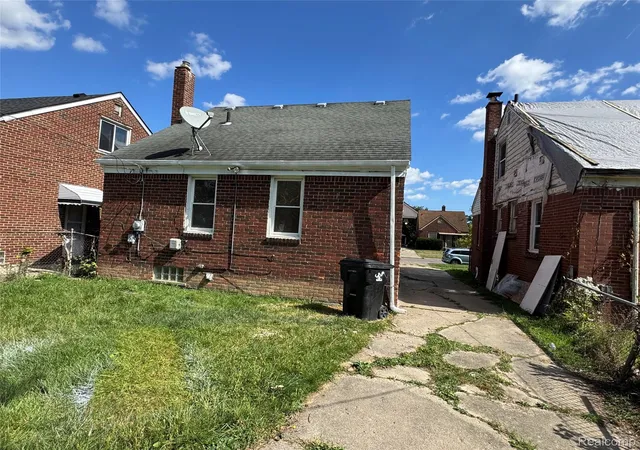 Photo 3 of Single family home for sale at 19395 Fairport St, Detroit, MI 48205 | MLS# 20261048312 | Listing updated on 2026-08-24