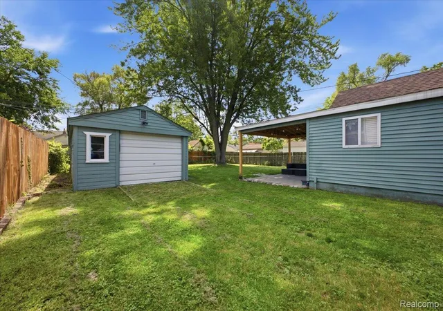 Photo 3 of Single family home for sale at 27116 Delton St, Madison Heights, MI 48071 | MLS# 20261048330 | Listing updated on 2026-08-31