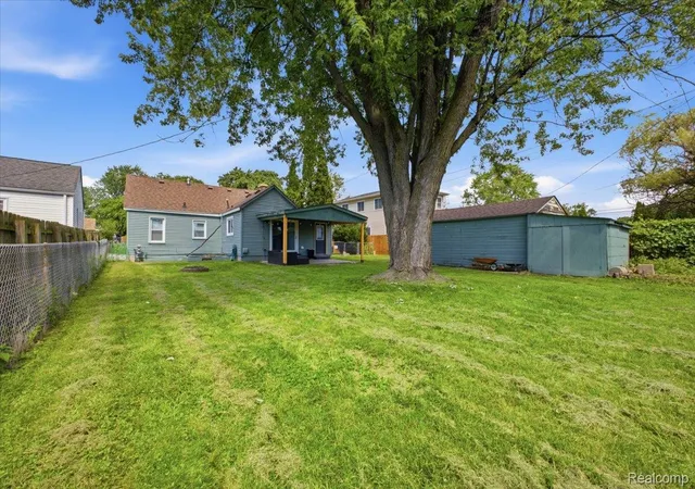 Photo 5 of Single family home for sale at 27116 Delton St, Madison Heights, MI 48071 | MLS# 20261048330 | Listing updated on 2026-08-31