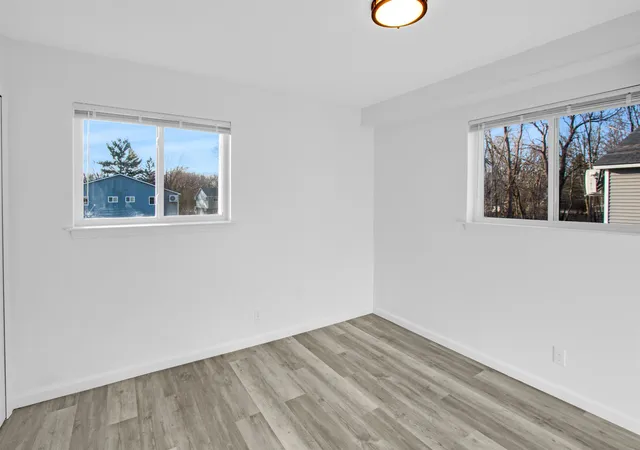 4th image of 3901 N Averill Apt #104 Ave, Flint, MI 48506 | MLS# 5050212780
