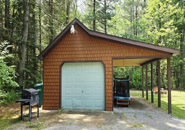 Photo 2 of Single family home for sale at 11719 Cherven Ln, Roscommon, MI 48653 | MLS# 79080070225 | Listing updated on 2026-07-15