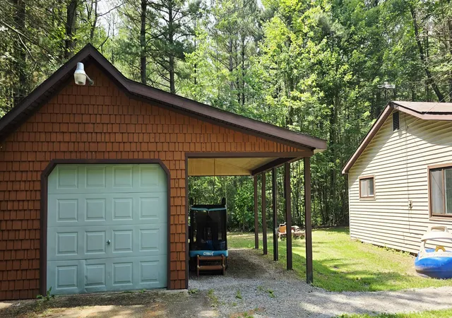 Photo 3 of Single family home for sale at 11719 Cherven Ln, Roscommon, MI 48653 | MLS# 79080070225 | Listing updated on 2026-07-15