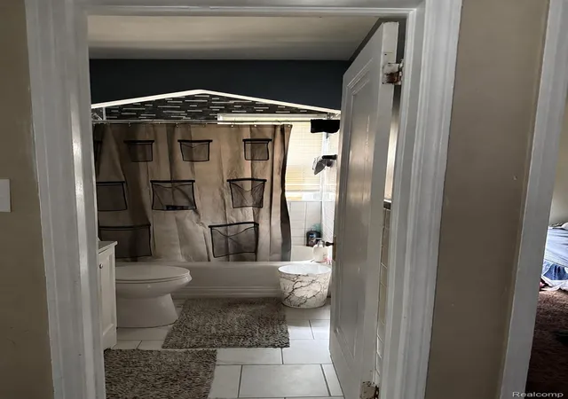 Photo 4 of Single family home for sale at 15427 Patton St, Detroit, MI 48223 | MLS# 20261048366 | Listing updated on 2026-09-21