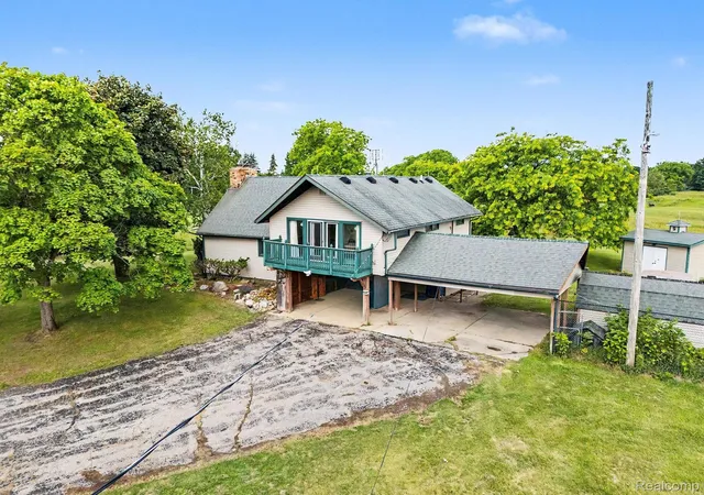 Photo 1 of Single Family Residence at 8751 Bath Rd, Byron, MI 48418 | MLS# 20261048367 | | Sold on 2026-08-14
