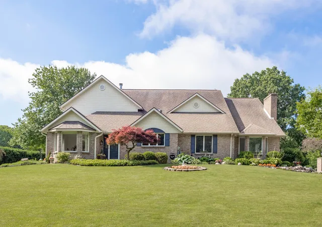 1st image of 6669 W H Ave, Kalamazoo, MI 49009 | MLS# 66026031875